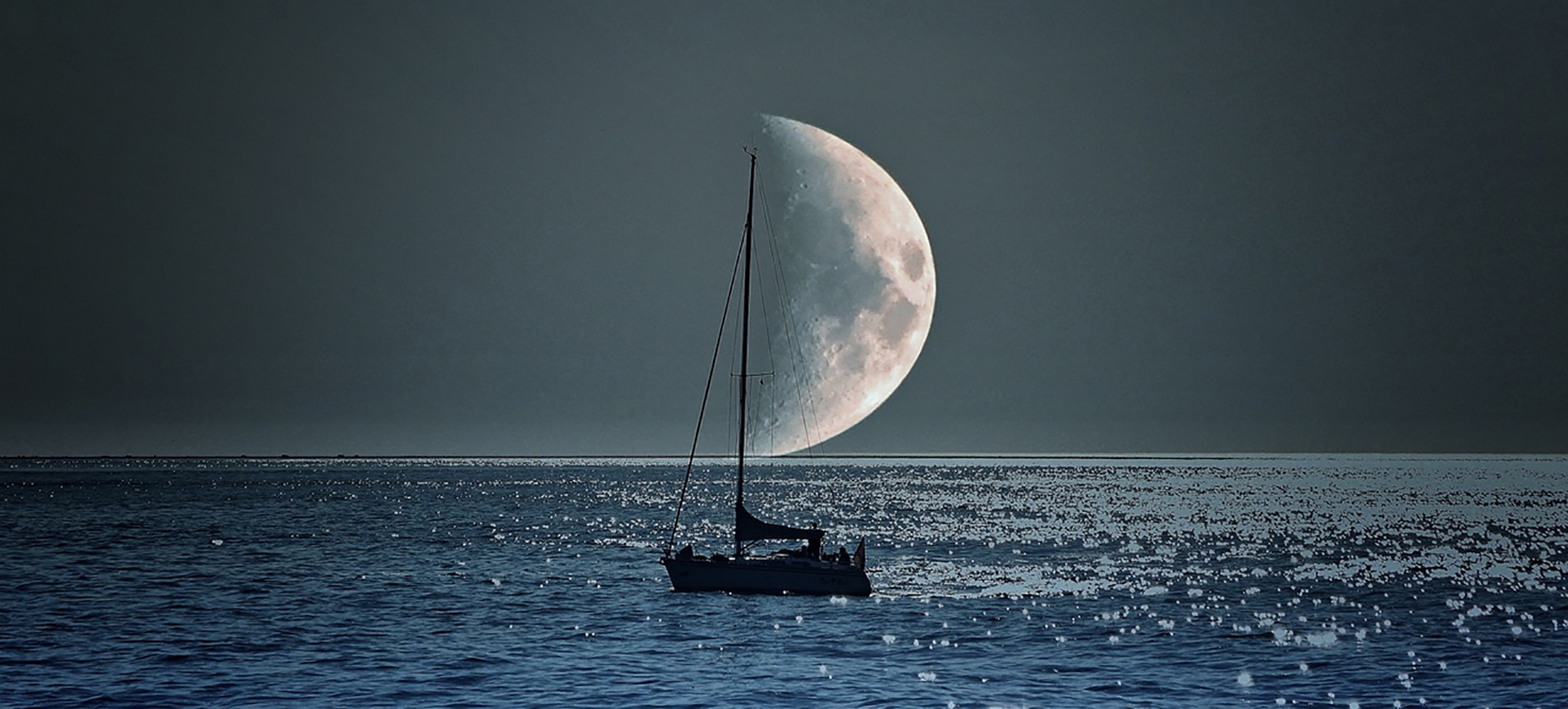 Утонула луна. Луна. Луна и море. Лунная ночь. Лунная ночь на море.