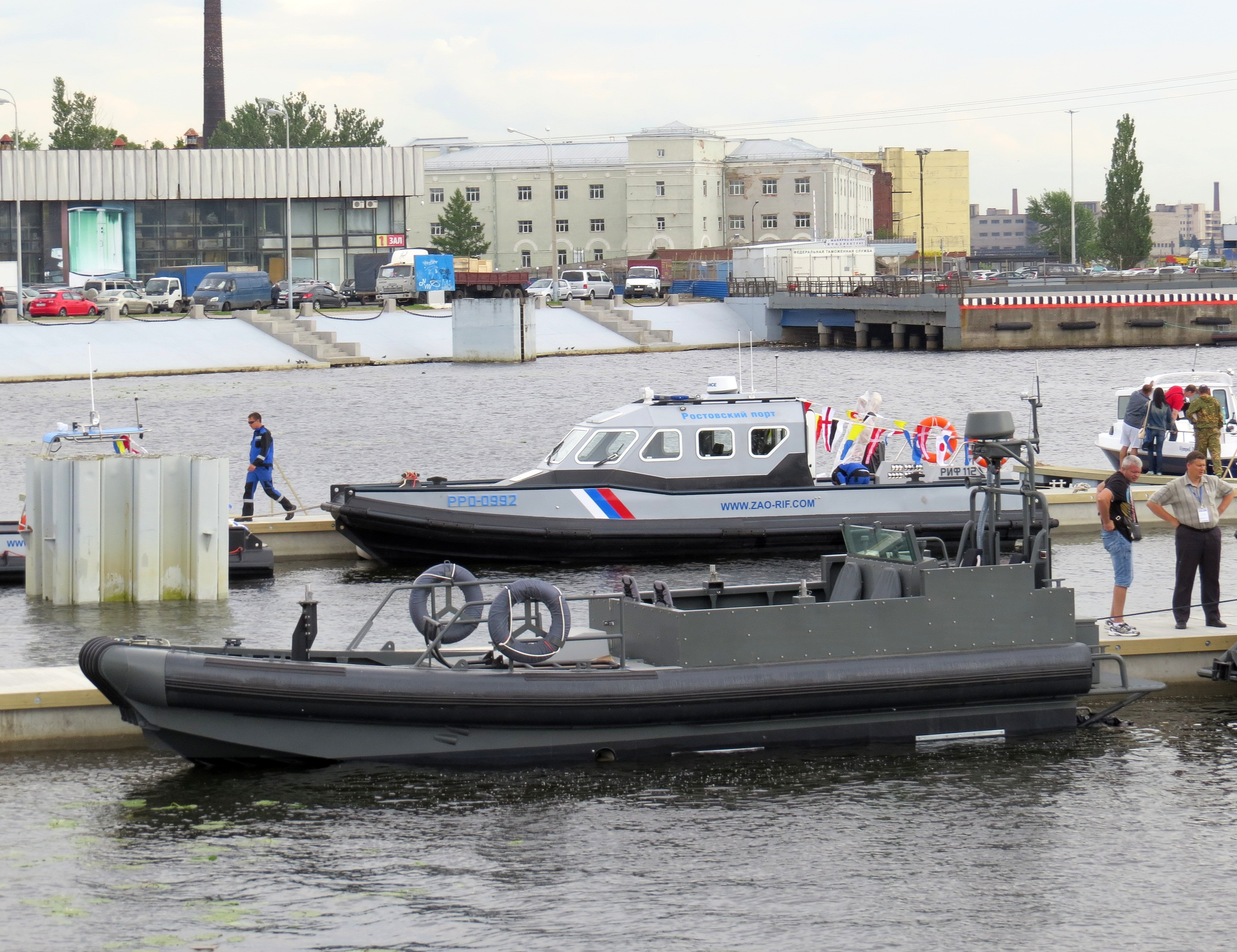 штурмовые лодки бк-10. бк 9. бк 9. сенсорный пульт кдм. бортовой компьютер multitronics cl-570.