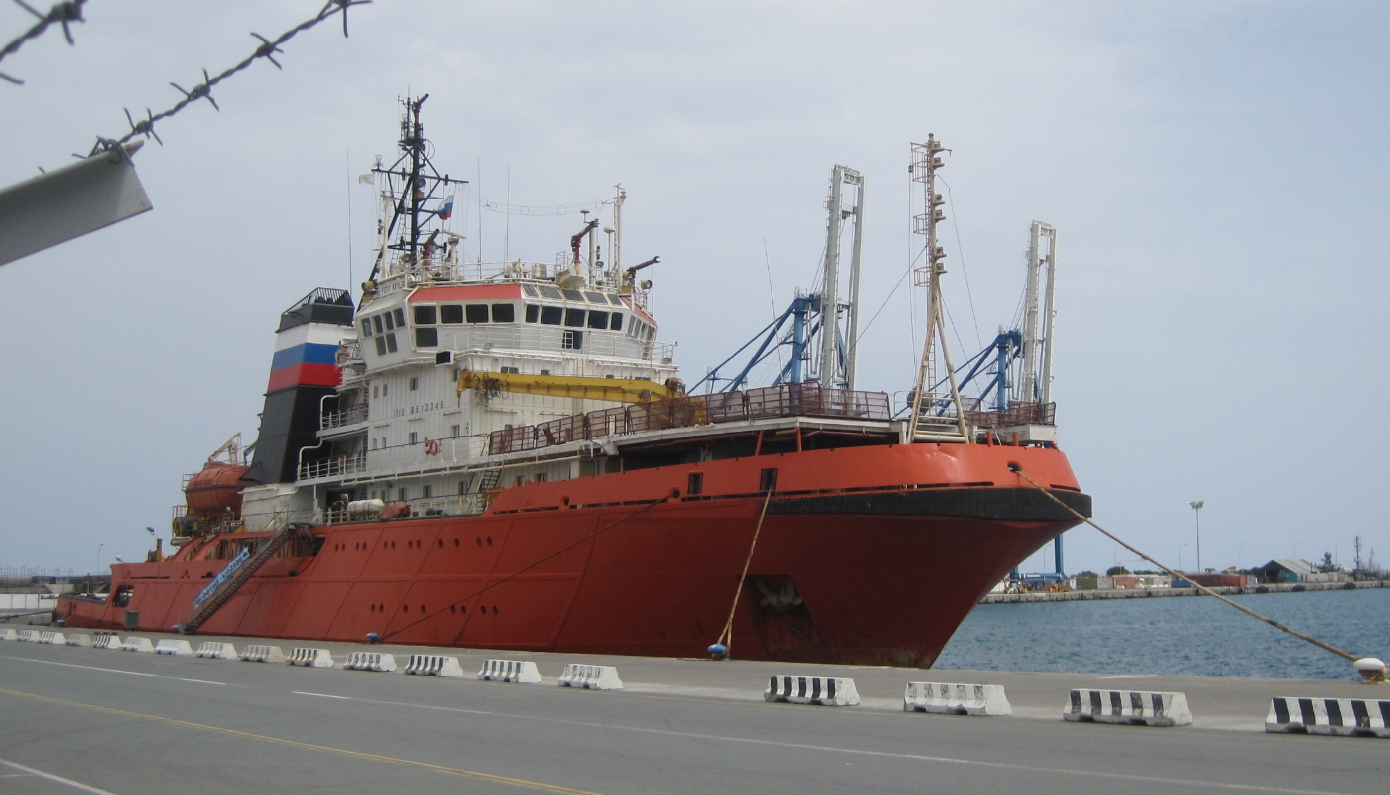 Наблюдать судно. Контейнеровоз спарта. Торговое судно спарта 2. Наблюдать судно. Наблюдать судно.