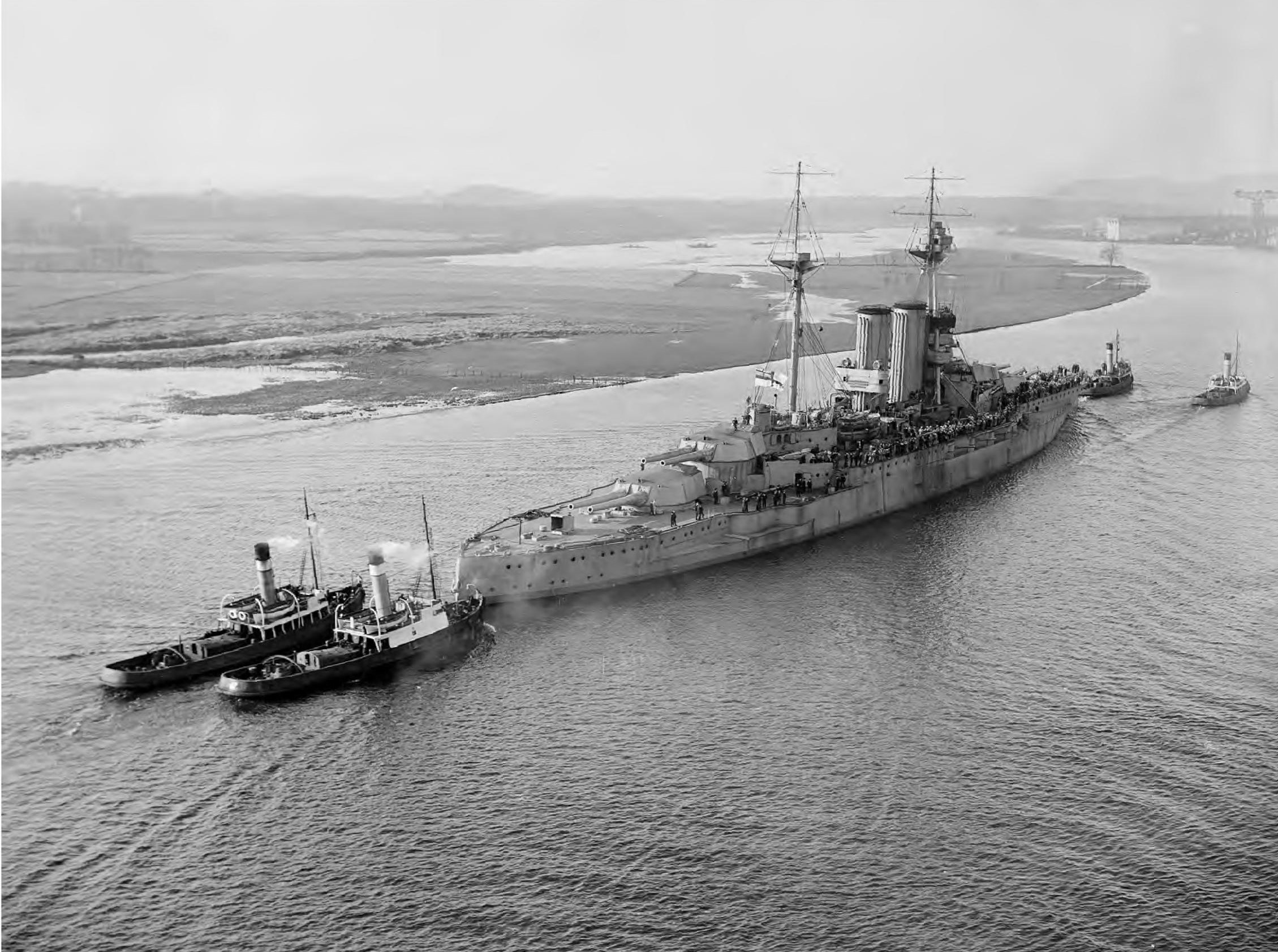 Судно построенное в 1916. Queen Elizabeth линкор. HMS Queen Elizabeth Battleship. Линейный корабль куин Элизабет. HMS Valiant 1914.