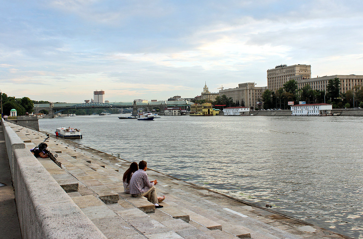 Москва река парк горького