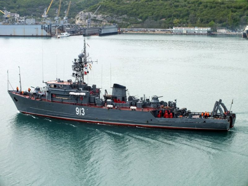 Морской тральщик проекта 266м